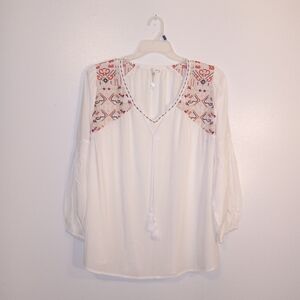 Chic White Blouse with Red Embroidery